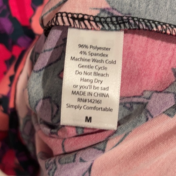 Lularoe Randy baseball T top size Medium - Picture 4 of 4